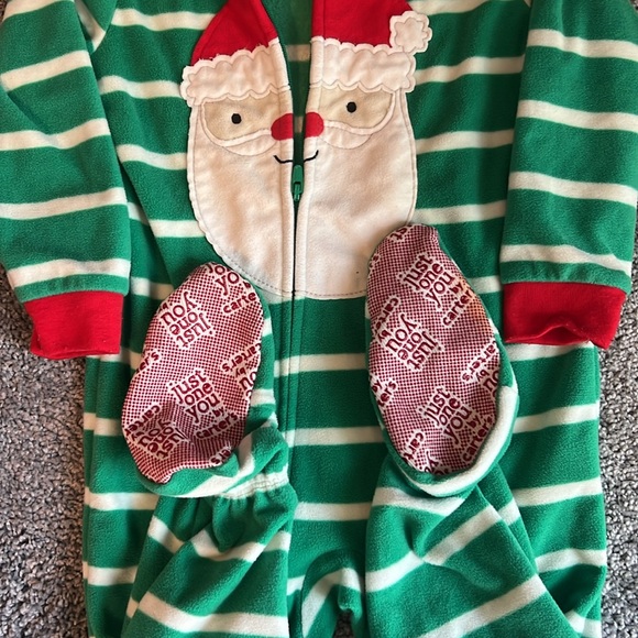 Simple Joys by Carter's Santa Fleece Sleeper with Footies 2T - Picture 4 of 6